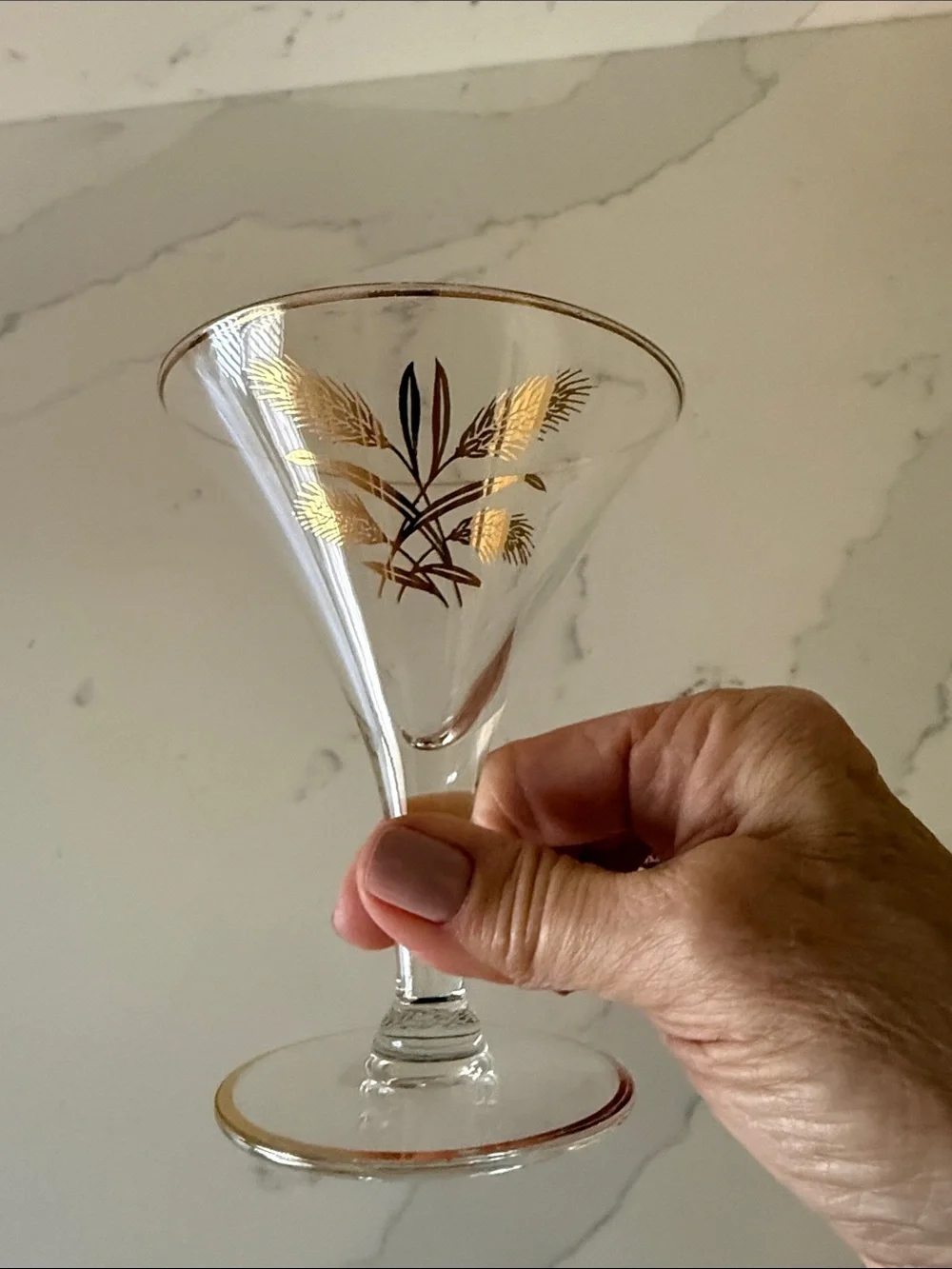 Mid Century Gold-Trimmed Wheat Cocktail Glasses Set of 6